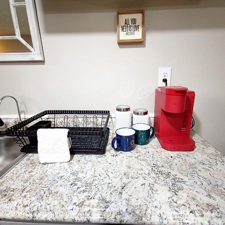 Spacious Suite Close To Downtown Indy/ King Bed Indianapolis Exteriör bild