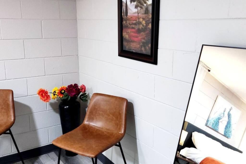 Spacious Suite Close To Downtown Indy/ King Bed Indianapolis Exteriör bild