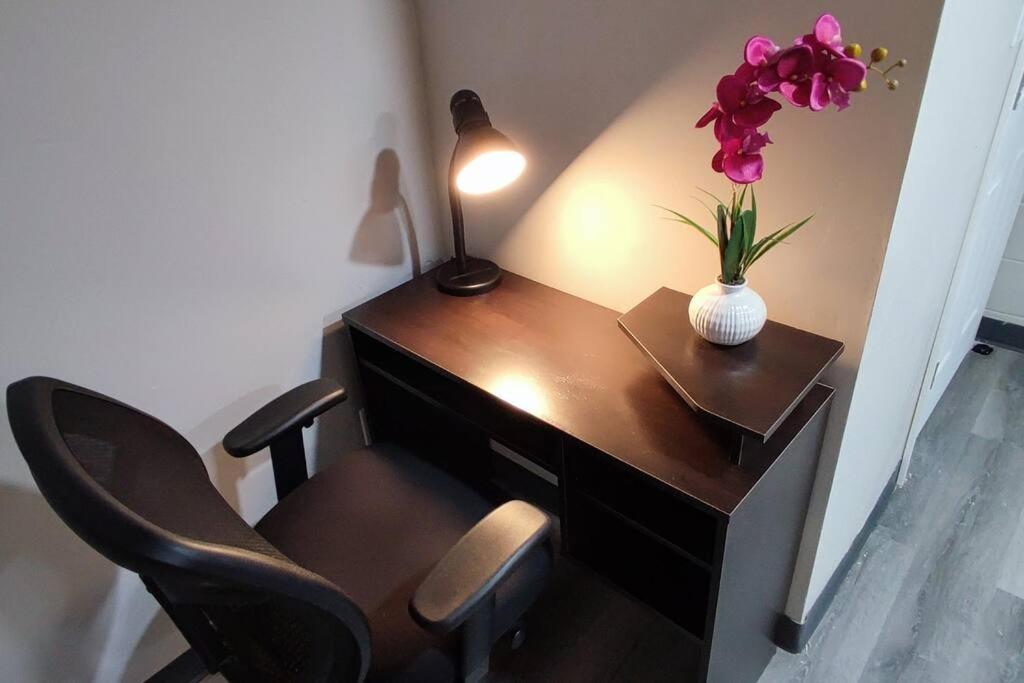 Spacious Suite Close To Downtown Indy/ King Bed Indianapolis Exteriör bild